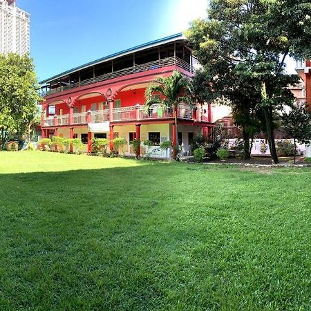 E-Mo Dormitory Hostel Cebu Екстериор снимка