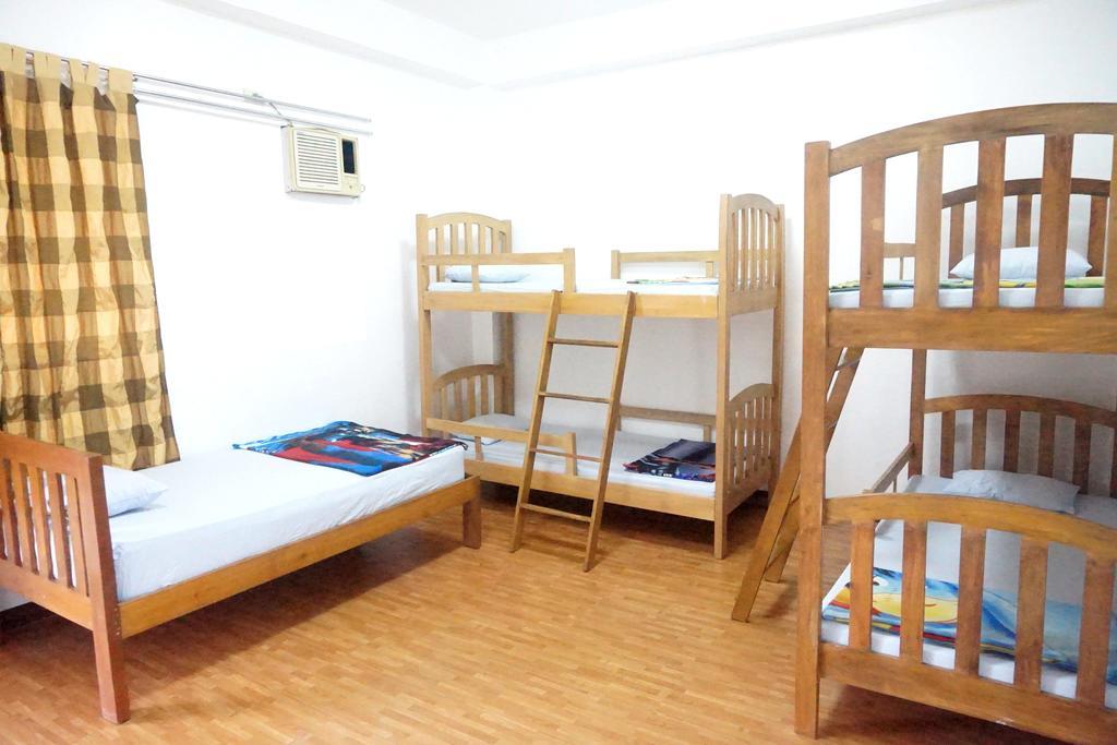 E-Mo Dormitory Hostel Cebu Екстериор снимка