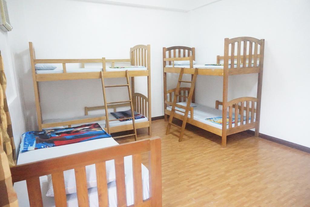 E-Mo Dormitory Hostel Cebu Екстериор снимка