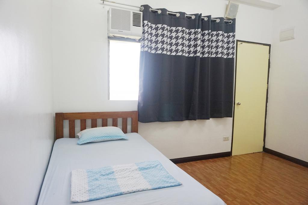 E-Mo Dormitory Hostel Cebu Екстериор снимка