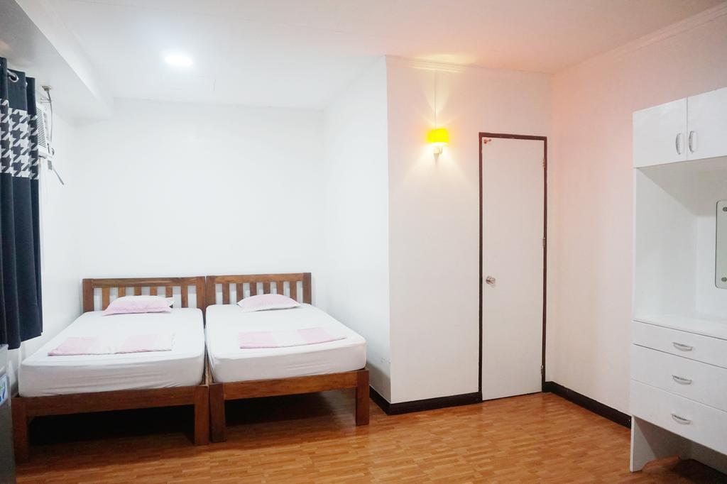 E-Mo Dormitory Hostel Cebu Екстериор снимка