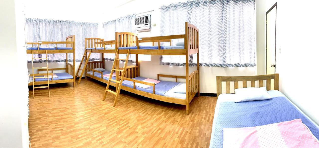 E-Mo Dormitory Hostel Cebu Екстериор снимка