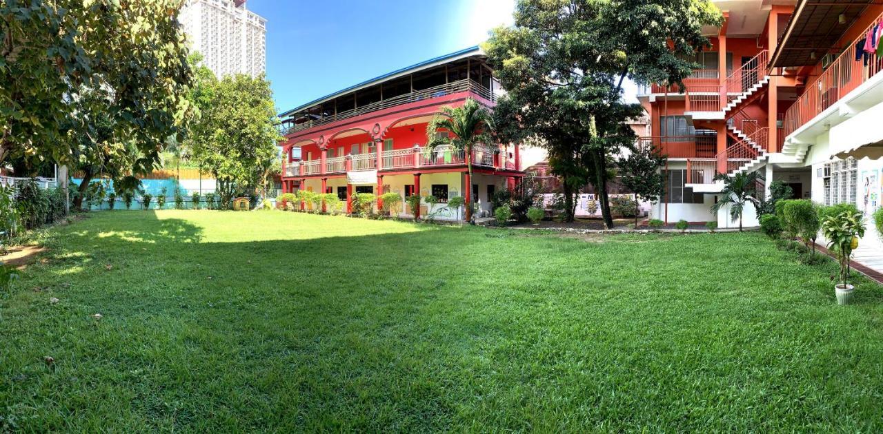 E-Mo Dormitory Hostel Cebu Екстериор снимка