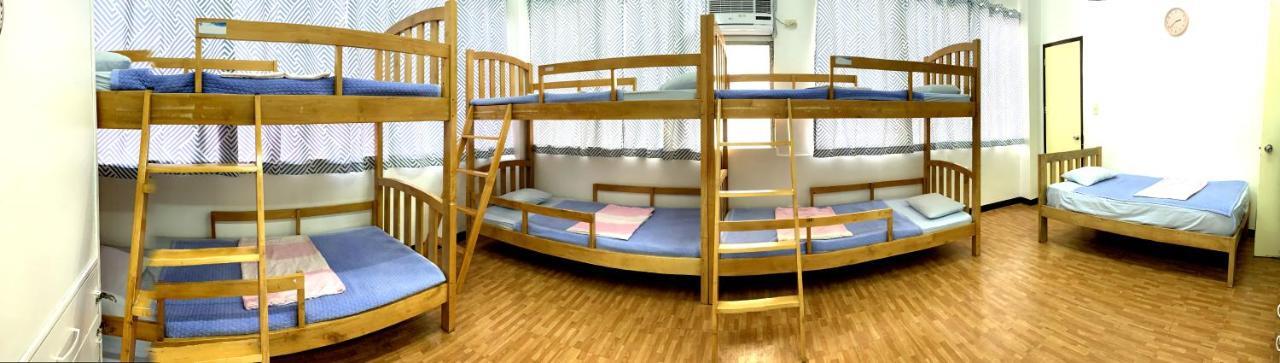 E-Mo Dormitory Hostel Cebu Екстериор снимка